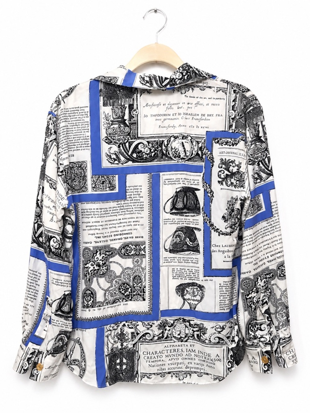 Dias Printed Blouse – Blue & White Baroque / Script Print - Picture 4 of 6